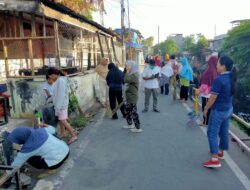 Program Sabtu Bersih, Lurah MU Mengajak Warga Untuk Peduli Kanal Bersih