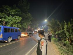 Terjadi Lakalantas, Sat Samapta Polres Banyuasin Atur Lalulintas
