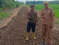 Jalan di Koral, Masyarakat Apresiasi Kades Saleh Mulya : Warsim The Best
