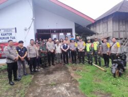 Pengamanan dann Pengawalan Pendistribusian Logistik Pilkada 2024 di Kecamatan Tombulu, Minahasa, Diperketat oleh Kepolisian