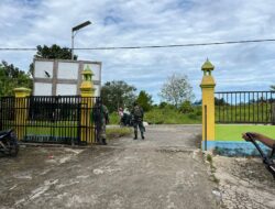 Satgas Yonif 141/AYJP Pos Senggo melaksanakan Peringatan Isra Mi’raj di Mesjid Al-Insan