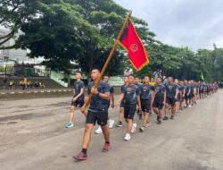 Perkuat Kebugaran dan Kekompakan, Danyonif 143/TWEJ Pimpin Lari Pagi 5K Bersama Prajurit