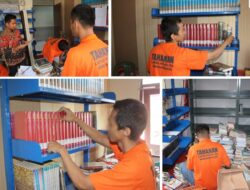 Warga Binaan Lapas Banjarmasin Tata Buku Perpustakaan