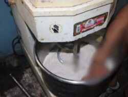 Lapas Kelas IIA Banjarmasin Tingkatkan Kualitas Pembinaan Melalui Program Pengolahan Roti