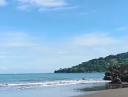 Pesona Pantai Karang Haji Surga Tropis di Teluk Pelabuhanratu Sukabumi
