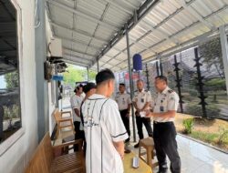 Lapas Narkotika Karang Intan Serahkan Harmonika untuk Dukung Kreativitas Diamond Band