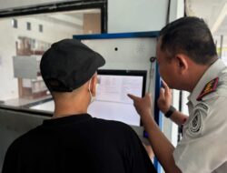 Self Service Permudah Warga Binaan Lapas Narkotika Karang Intan Akses Informasi Pemasyarakatan