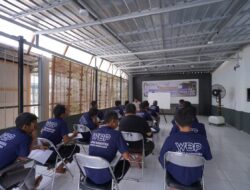 Lapas Narkotika Karang Intan Ajarkan Sejarah Bani Umayyah kepada Warga Binaan melalui PAI Paket B