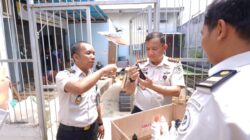Kalapas Narkotika Karang Intan Pantau Produksi Catur, Dorong Kemandirian Warga Binaan